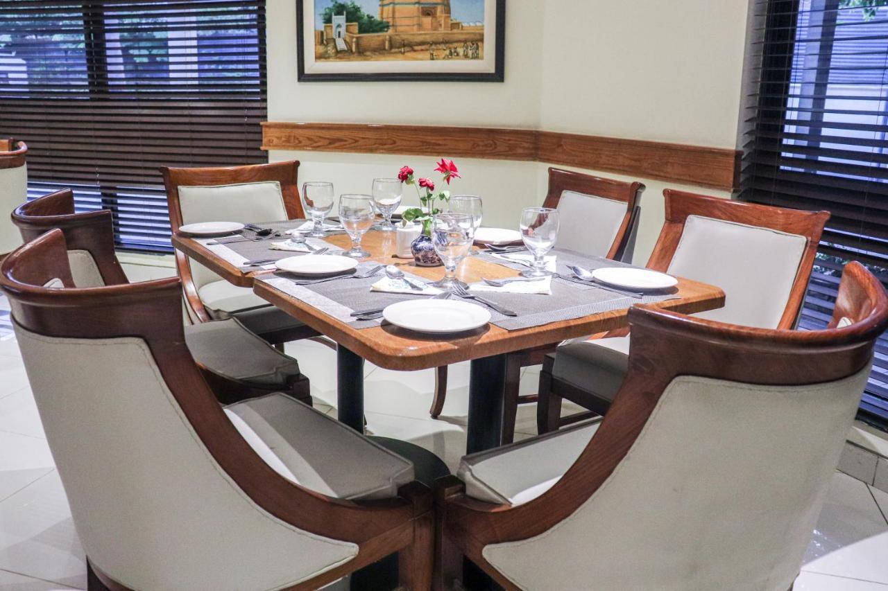 Avari Boutique Мултан Экстерьер фото